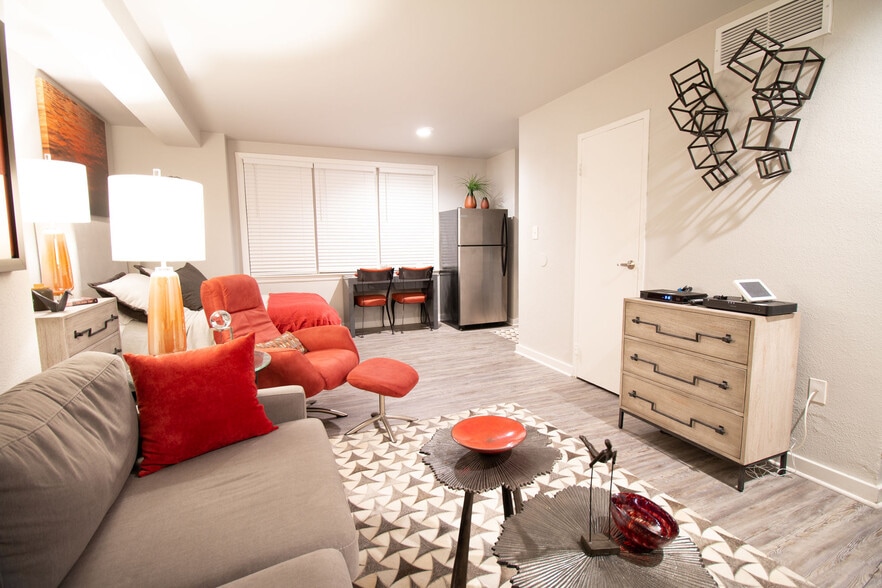 More Photos Of 205 34th St, Virginia Beach Apartments For Lease
