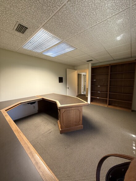More Photos Of 1200 S Federal Hwy, Boynton Beach Office For Lease