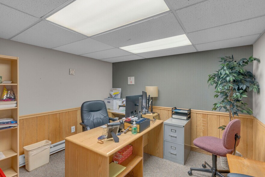 More Photos Of 95 Almshouse Rd, Richboro Medical For Sale