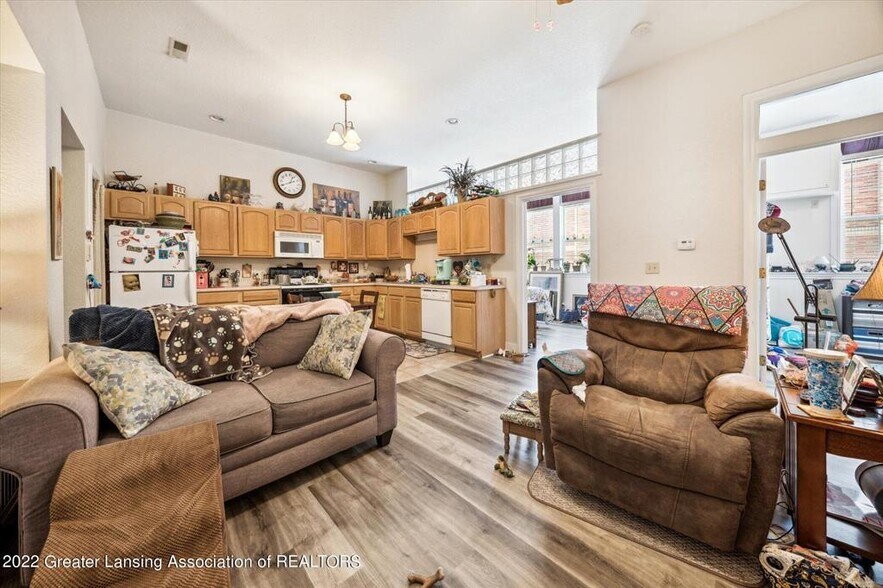 More Photos Of 335 Horatio St, Charlotte Apartments For Sale