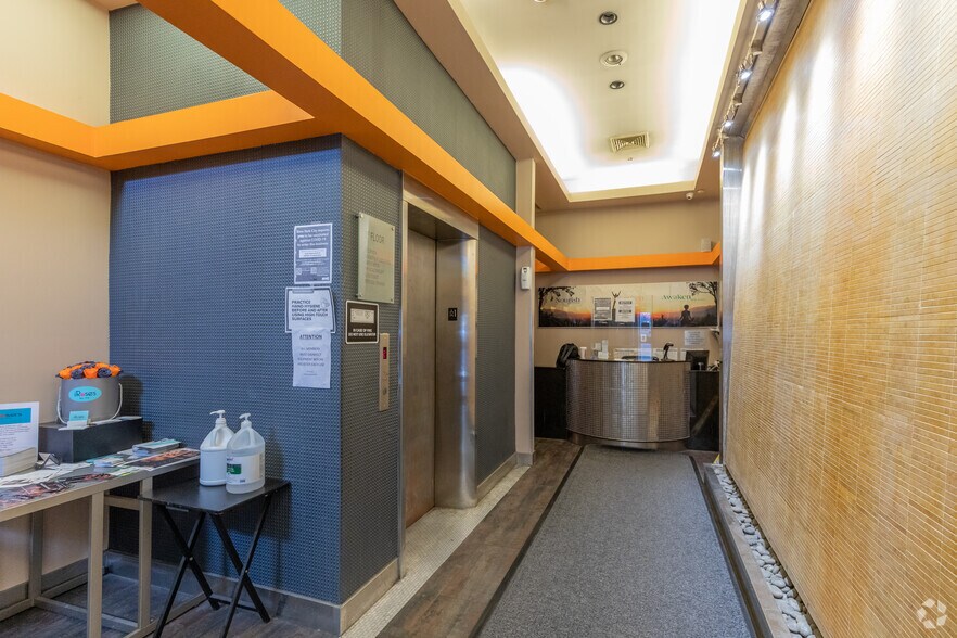 More Photos Of 31-09 Broadway, Astoria Storefront Retail Office For Lease