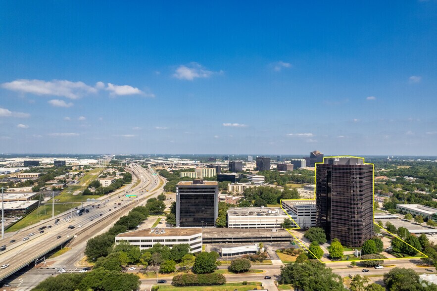 More Photos Of 363 N Sam Houston Pky E, Houston Office For Lease