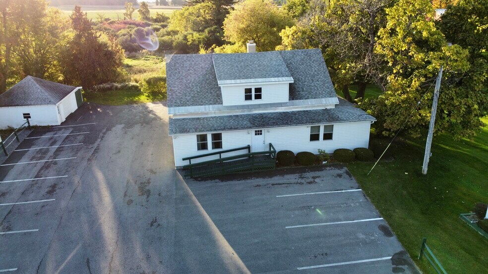 2825 Paris Green, Sauquoit, NY 13456 Office For Sale