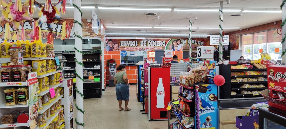 More Photos Of 3412 W Baker St, Plant City Unknown For Lease