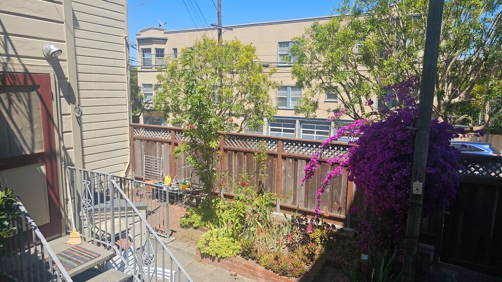 More Photos Of 351 30th St, San Francisco Apartments For Sale
