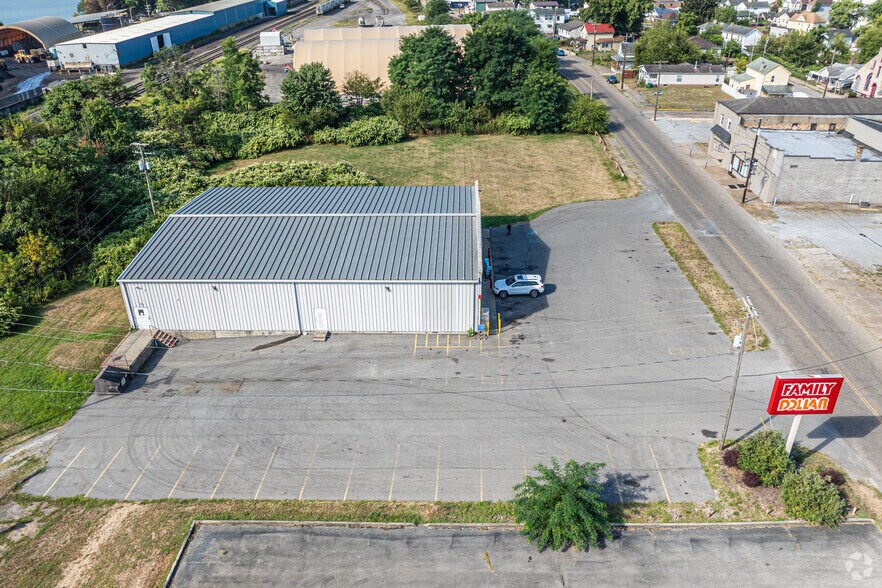 More Photos Of 1230 Main St, Wellsville Freestanding For Sale