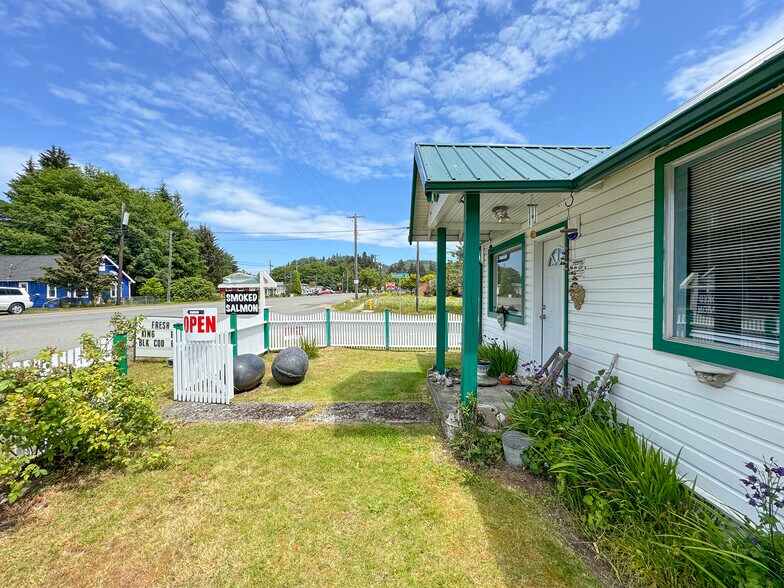 More Photos Of 16672 Frontier st, Clallam Bay Specialty For Sale