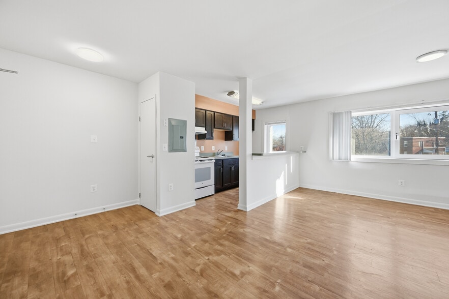 More Photos Of 5010 Southern Ave SE, Washington Apartments For Sale