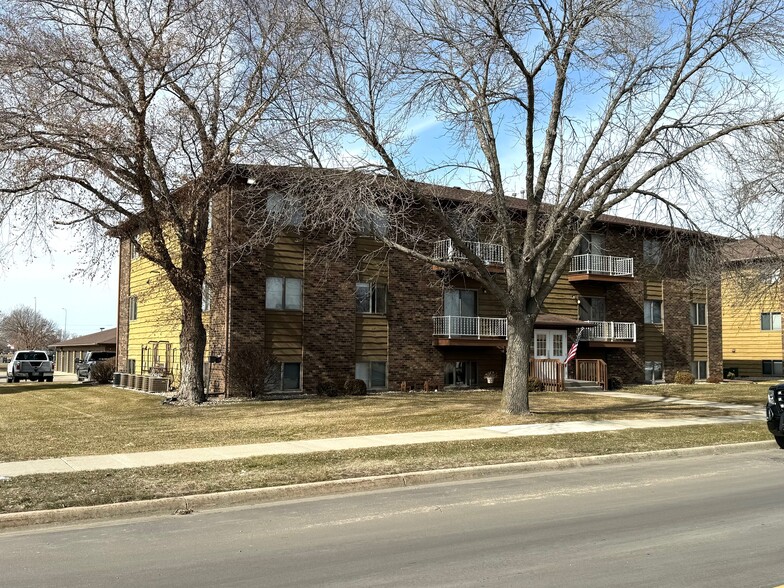 Primary Photo Of 2021 N Kimball St, Mitchell Apartments For Sale