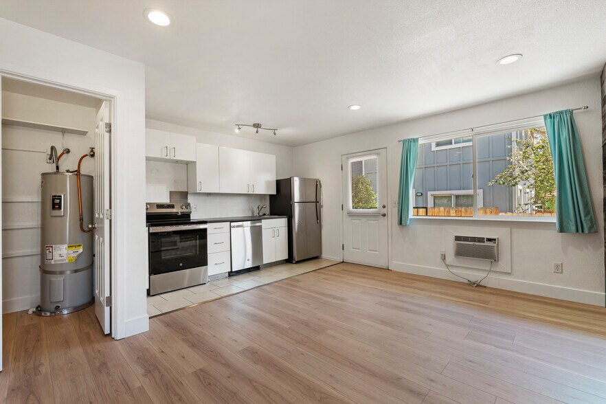 More Photos Of 521 Sinclair, Reno Apartments For Sale