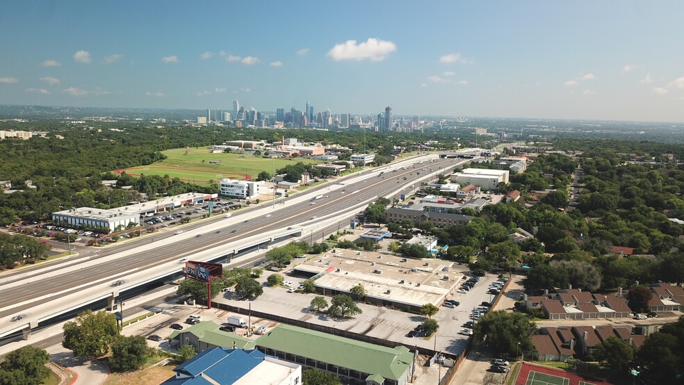 More Photos Of 2801 S Interstate 35 S, Austin Loft Creative Space For Lease