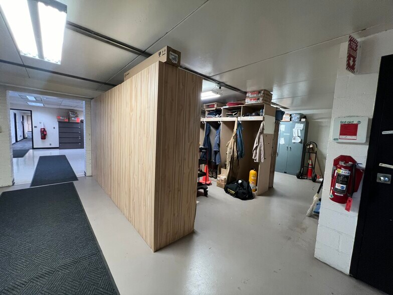 More Photos Of 1717 10th Ave, Menominee Industrial For Sale