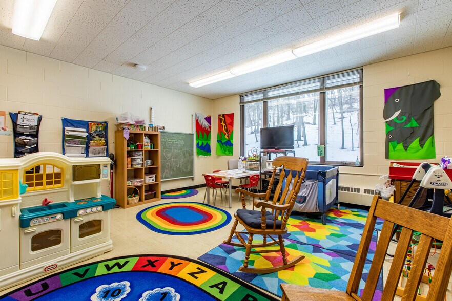 More Photos Of 974 Skyline Dr SW, Rochester Religious Facility For Lease