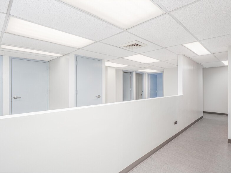 More Photos Of 35 E 35th St, New York Apartments For Lease