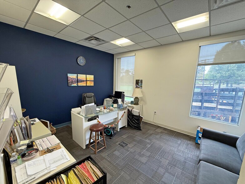 More Photos Of 10401 Tucker St, Beltsville Warehouse For Sale