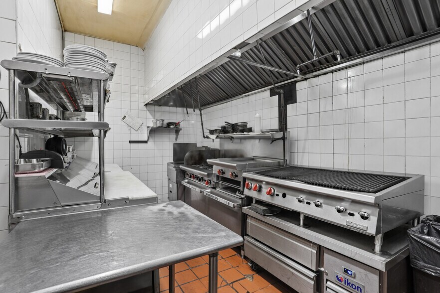 More Photos Of 47 E 29th St, New York Storefront Retail Residential For Sale