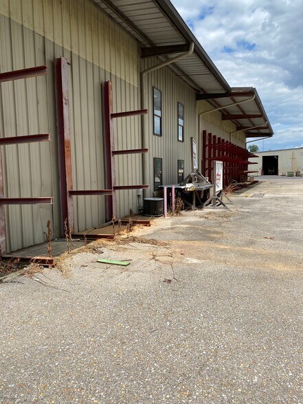 More Photos Of 1920 Culver Rd, Tuscaloosa Industrial For Lease
