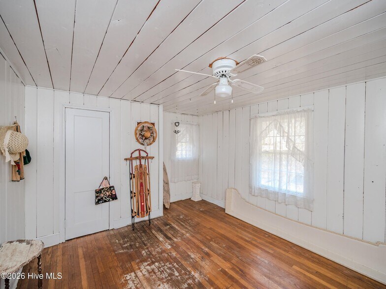 More Photos Of 60 Callahan Rd, Orrum Specialty For Sale