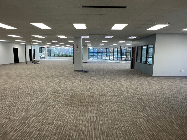 More Photos Of 3514 Bush St, Raleigh Office For Lease
