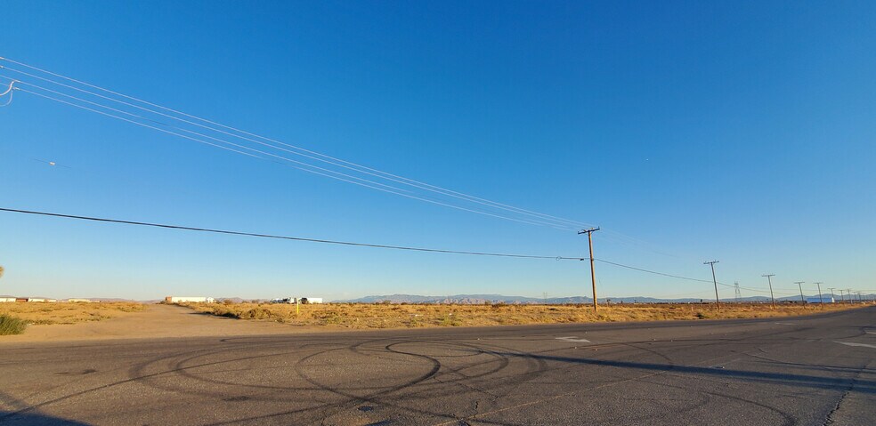 More Photos Of 16653 Adelanto Rd, Adelanto Land For Sale
