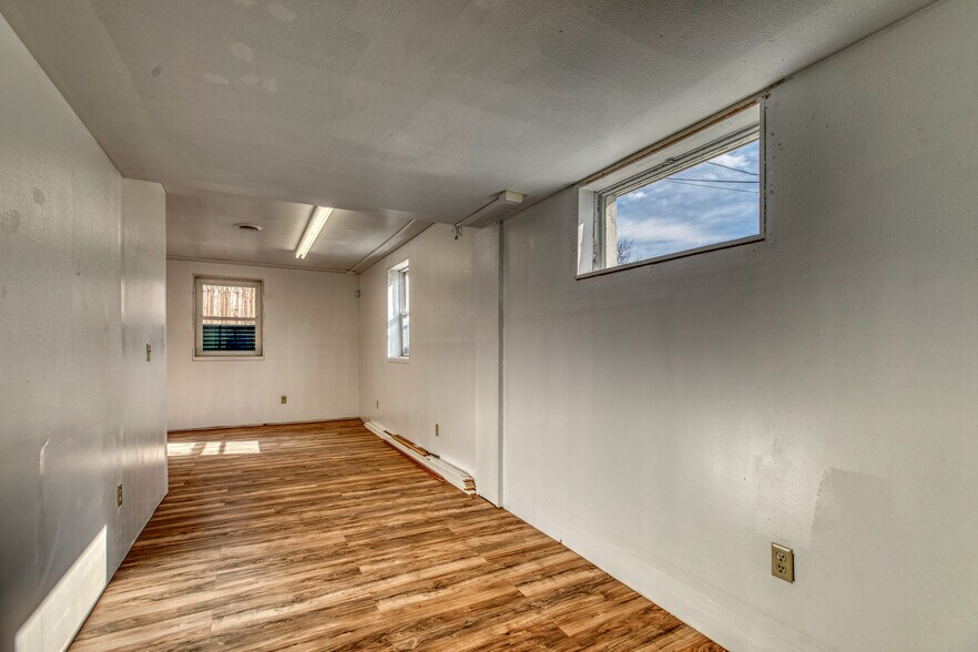 More Photos Of 235 W Idaho Ave, Ontario Office Residential For Sale