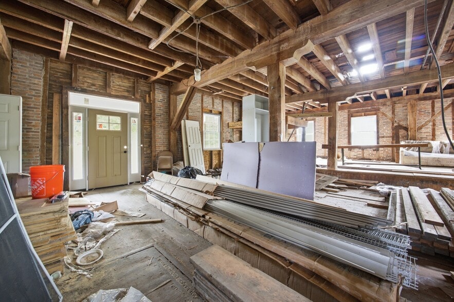 More Photos Of 32 Mill St, Port Byron Industrial For Sale