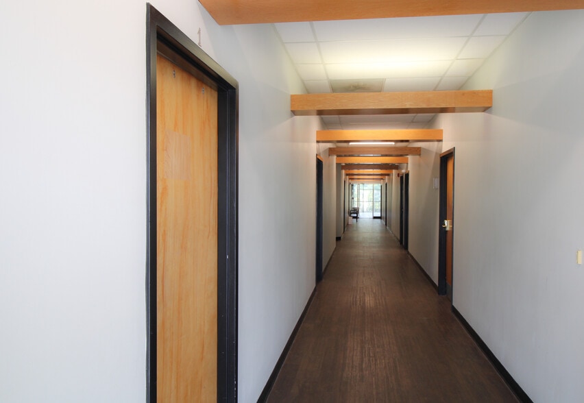 More Photos Of 3550 University Blvd S, Jacksonville Medical For Lease