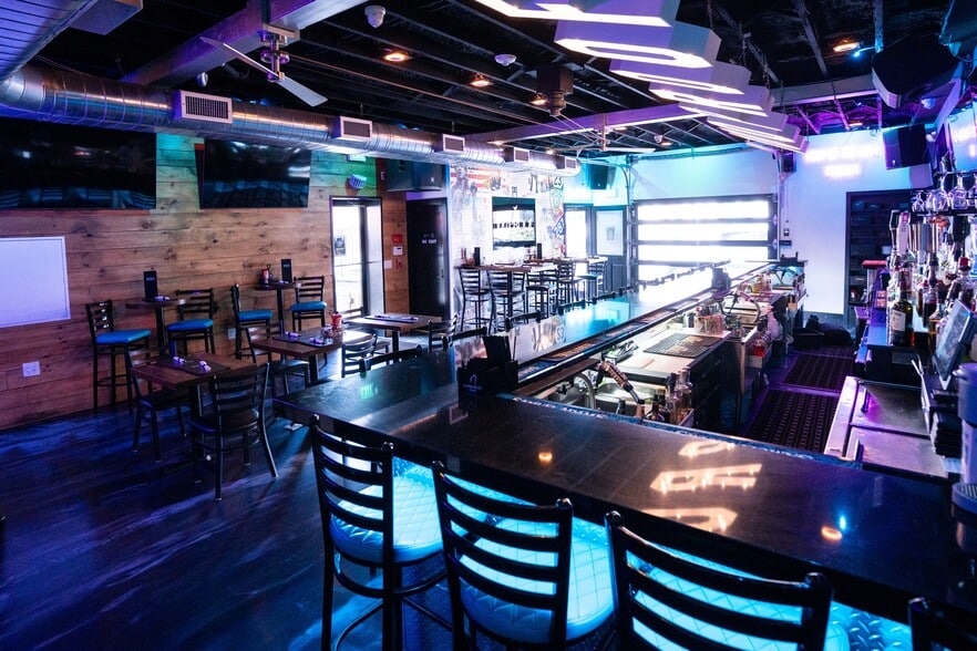 More Photos Of 227 Main St, Butler Restaurant For Sale