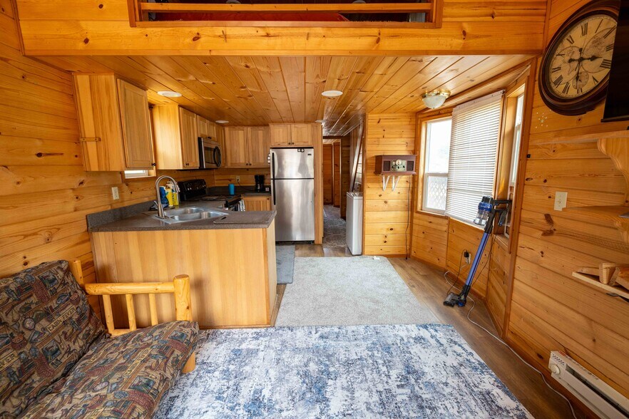 More Photos Of 385 State Route 153, Pateros, WA 98846, USA, Pateros Specialty For Sale