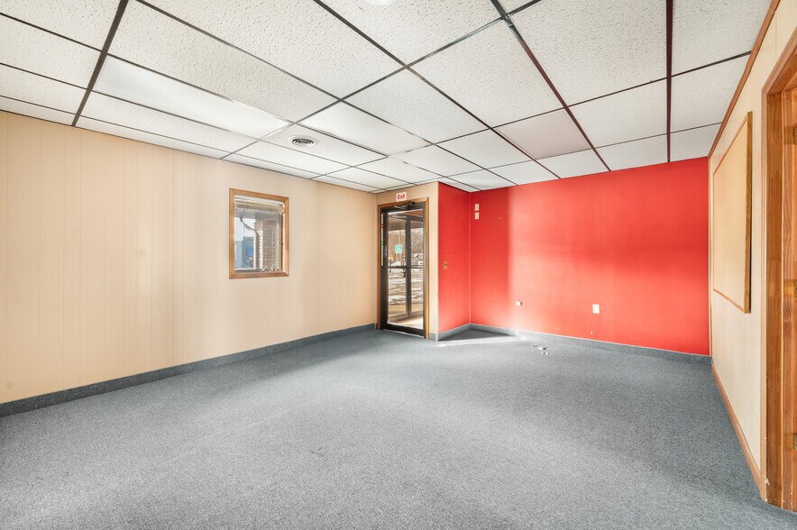 More Photos Of 203 S 3rd Ave, Big Rapids Medical For Sale