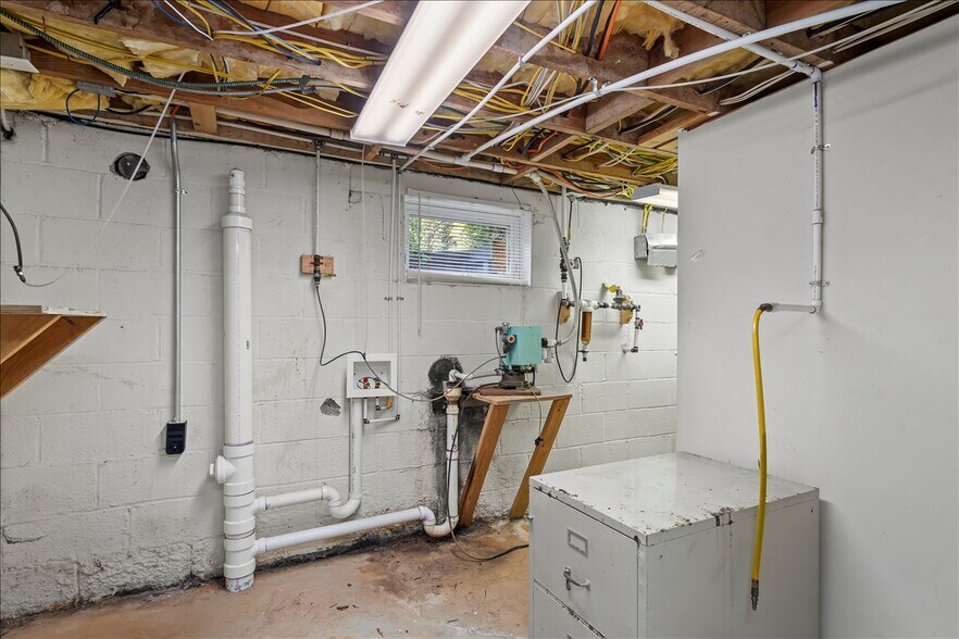 More Photos Of 492 W Main St, Forest City Freestanding For Sale