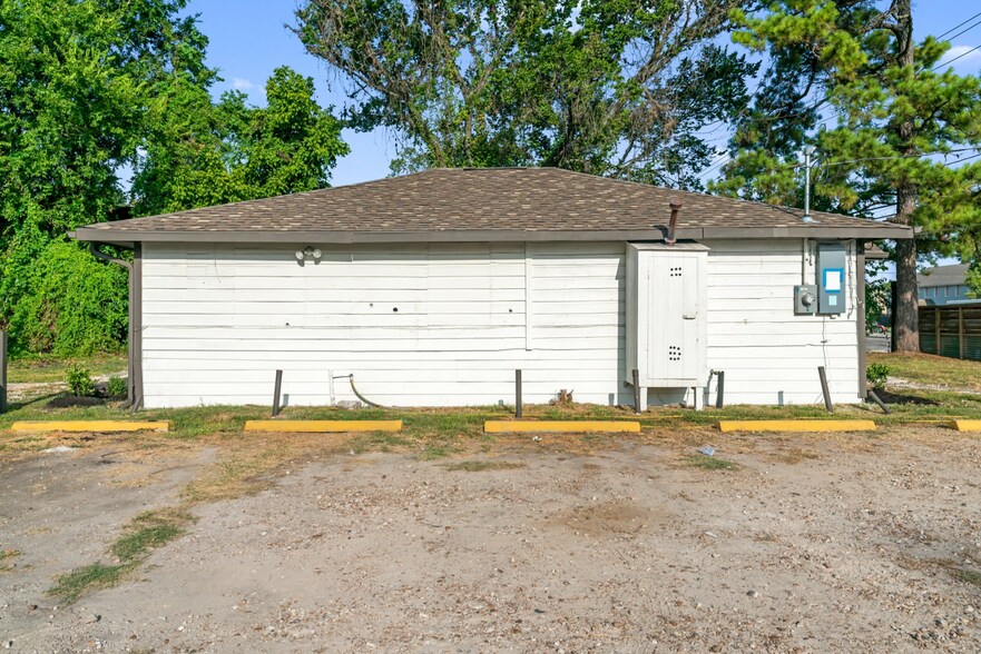 More Photos Of 6210 Laura Koppe Rd, Houston Apartments For Sale