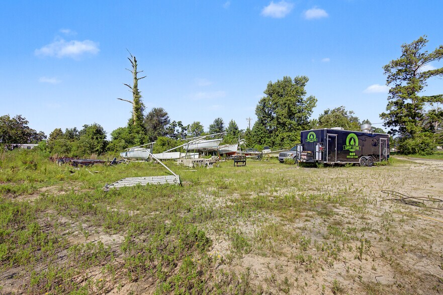 More Photos Of 776 Yaupon Cove Dr, Onalaska Specialty For Sale