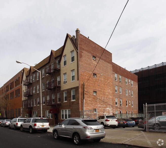 Primary Photo Of , Long Island City Multifamily For Sale