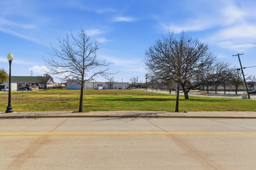 More Photos Of 4109 Industrial Street, Rowlett Land For Sale