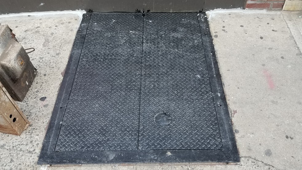 More Photos Of 5 S 5th Ave, Mount Vernon Apartments For Sale