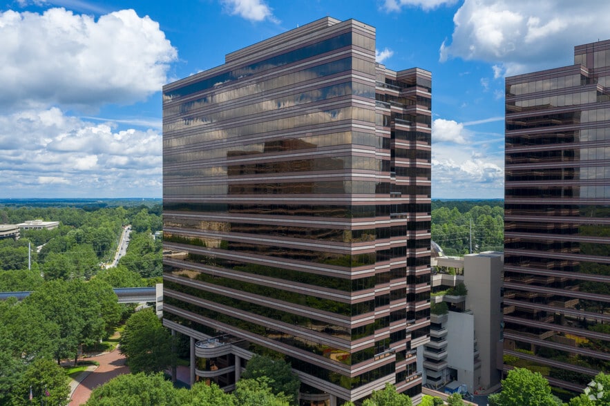 More Photos Of 1100 Abernathy Rd NE, Atlanta Office For Lease