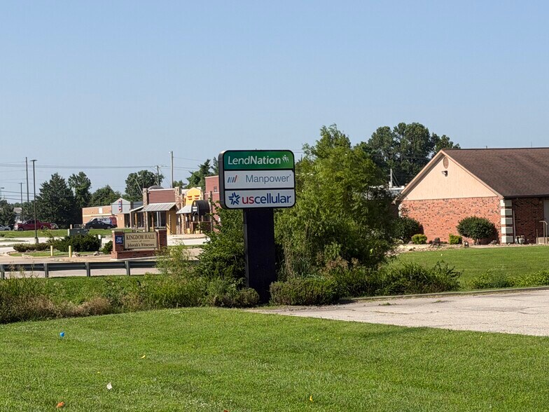 More Photos Of 4007 Parkview Dr, Pittsburg General Retail For Lease