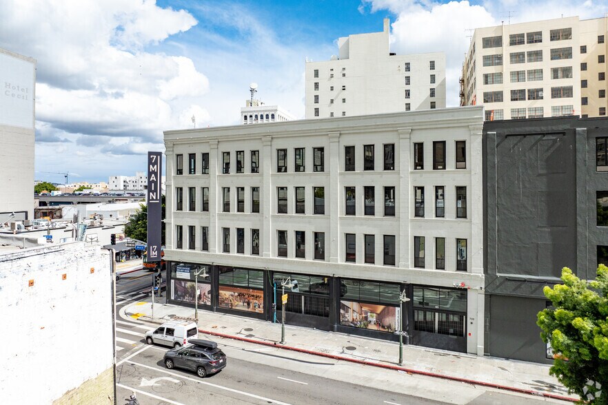 More Photos Of 700 S Main St, Los Angeles Office For Lease