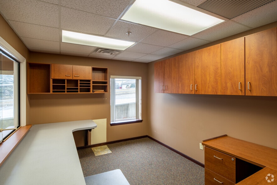 More Photos Of 4205 Charlar Dr, Holt Loft Creative Space For Sale