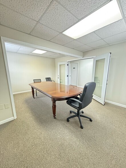 More Photos Of 730 S Church St, Spartanburg Office Residential For Lease