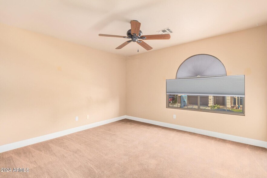 More Photos Of 1330 E Lynx Way, Chandler Specialty For Sale