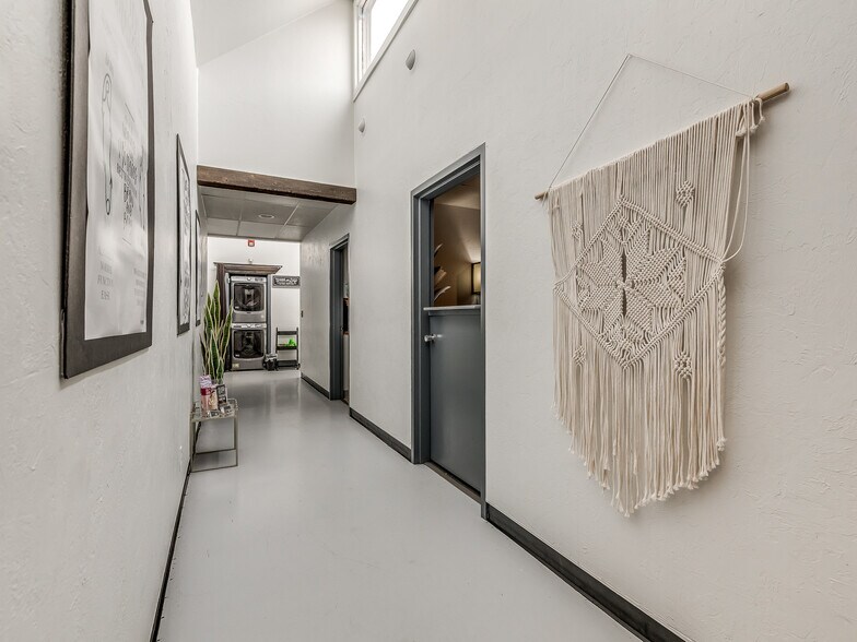 More Photos Of 7304 N Comanche Ave, Oklahoma City Medical For Sale