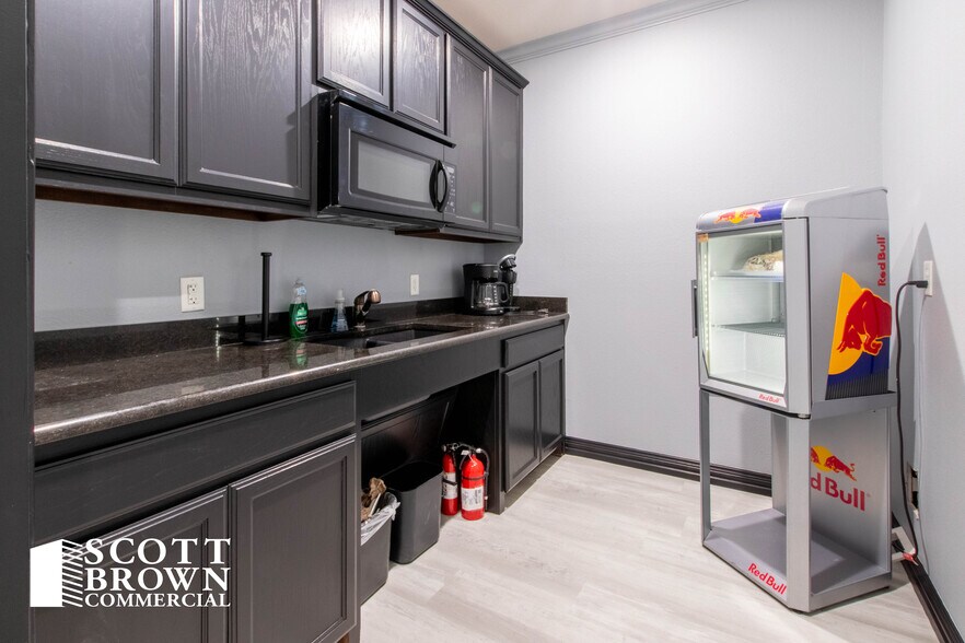 More Photos Of 7000 Parkwood Blvd, Frisco Medical For Lease