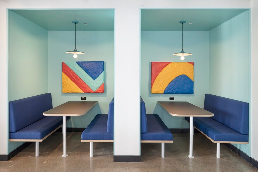 More Photos Of 1200 17th St, Denver Coworking Space