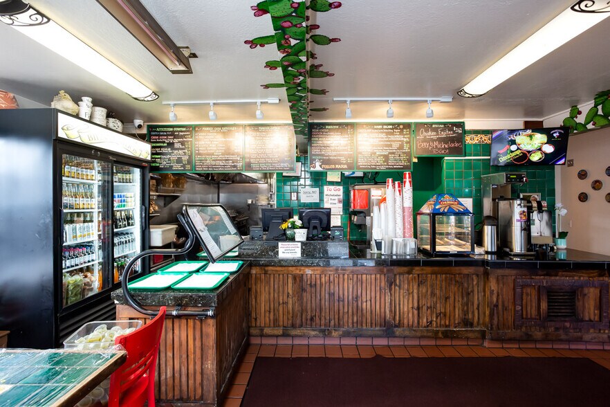 More Photos Of 3055 Harding St, Carlsbad Restaurant For Sale
