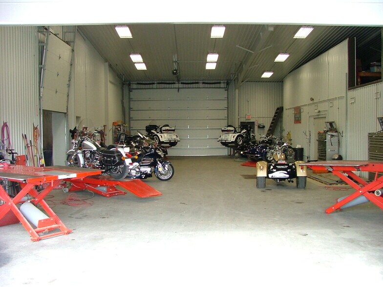 More Photos Of 21507 S Highway 69, Afton Industrial For Sale