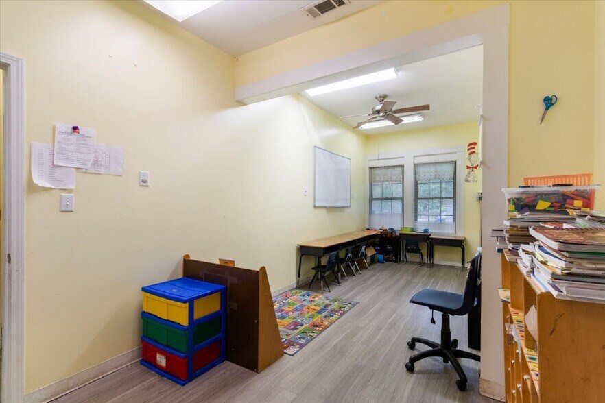More Photos Of 2365 County Line Rd, Atlanta Daycare Center For Sale
