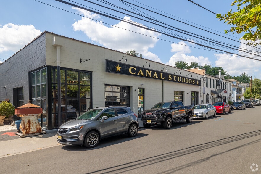 Primary Photo Of 243 N Union St, Lambertville Office For Lease