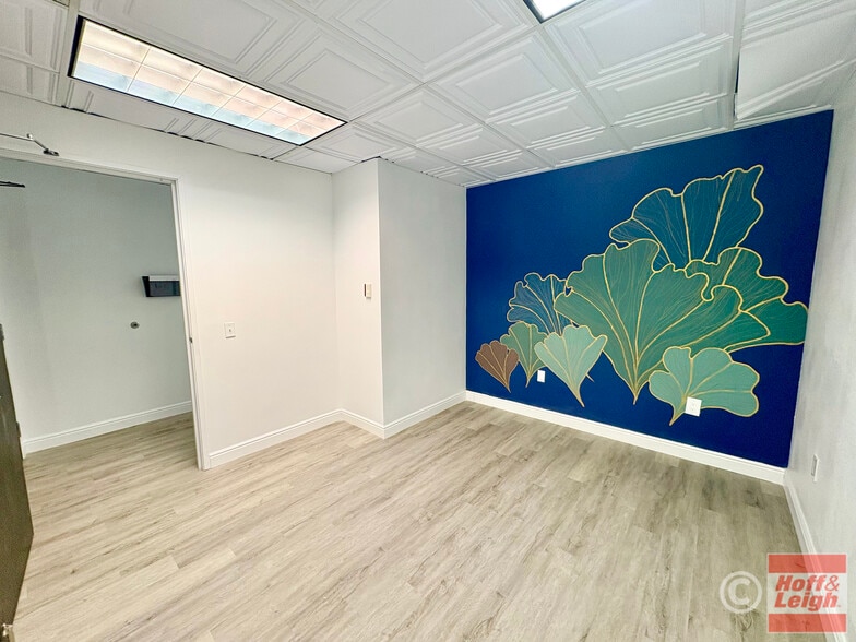More Photos Of 1001 S Perry St, Castle Rock Medical For Lease